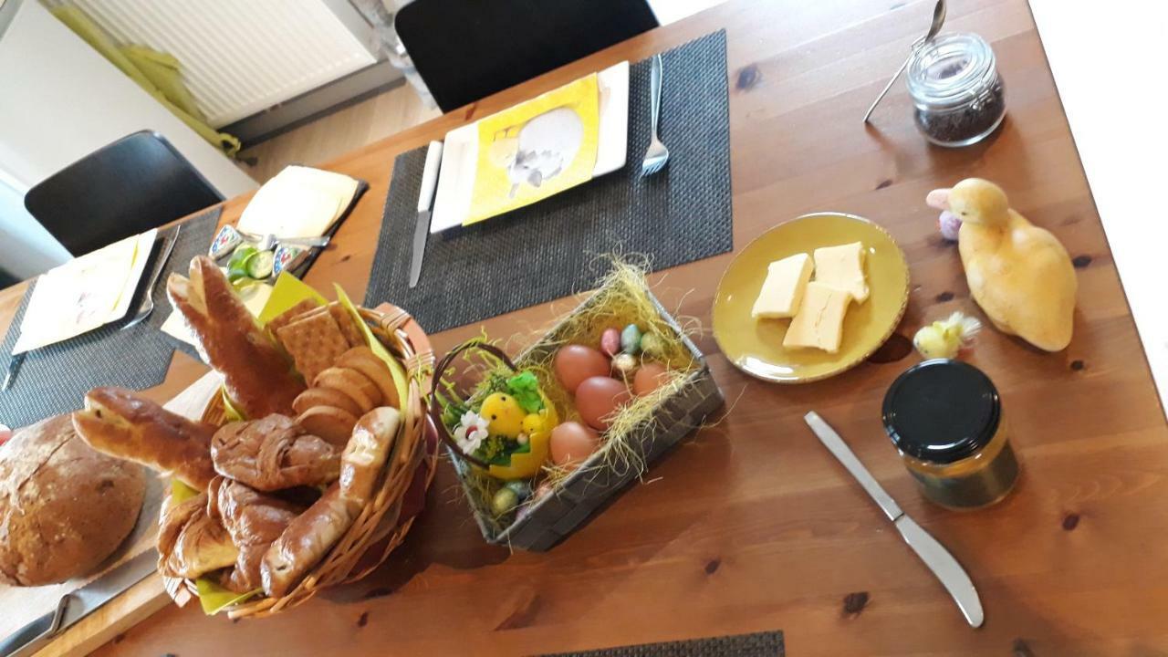 Bed & Breakfast Vallee De L'Ourthe Marcourt Dış mekan fotoğraf